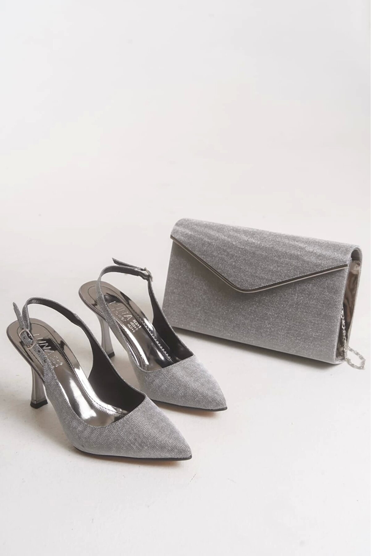 Gult Kadın Si̇vri̇ Burun Parlak Gece Ayakkabısı Ve Çantası Plati̇n