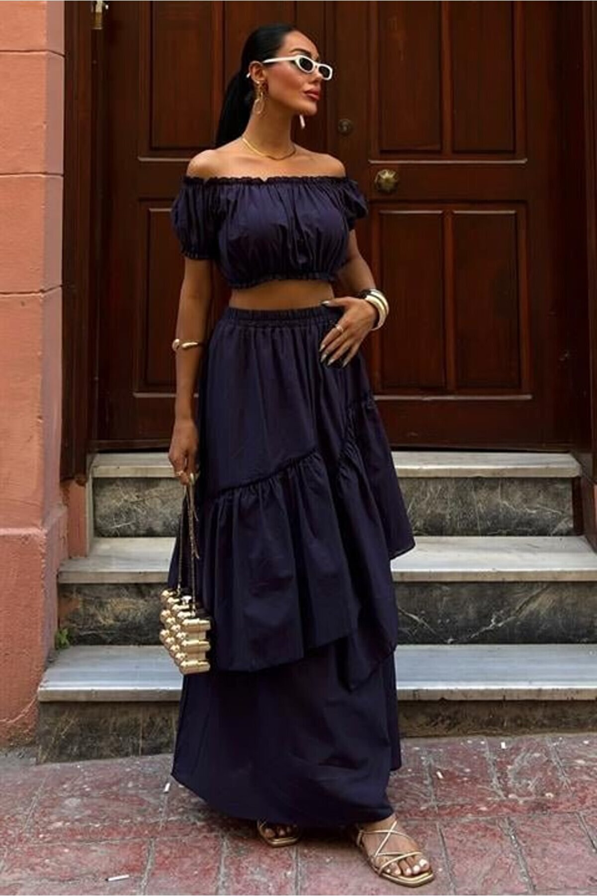 Büzgülü Crop Kat Detaylı Fırfır Etekli̇ Takım 10196