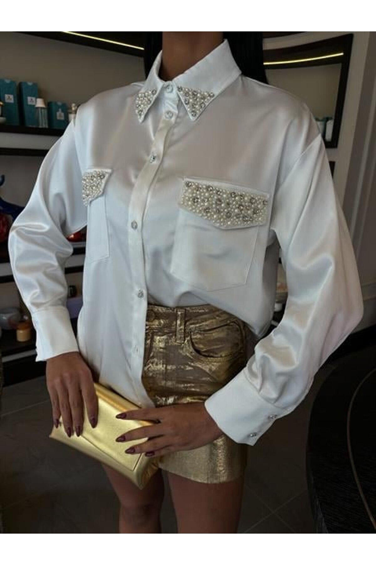 Yaka Ve Cep İnci̇ Taşlı Saten Gömlek 3423
