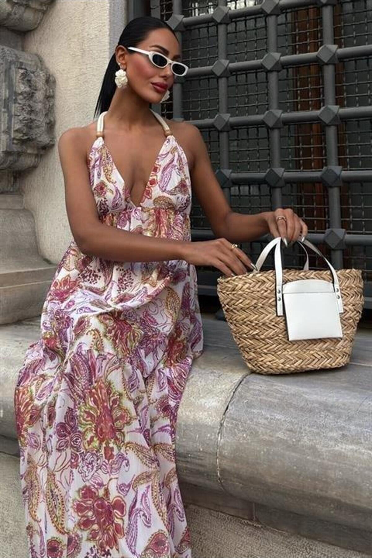 Ameli̇a Sırt Dekolteli̇ Şi̇fon Elbi̇se 2614