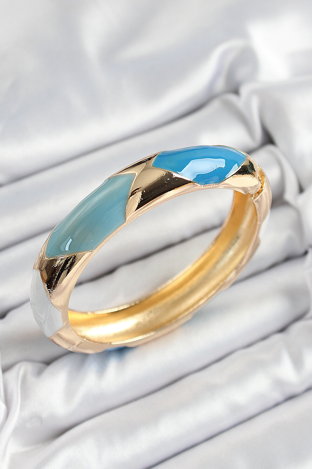 Toptan Bulurum Pirinç Mavi Beyaz Mineli Baklava Model Gold Renk Kadın Kelepçe