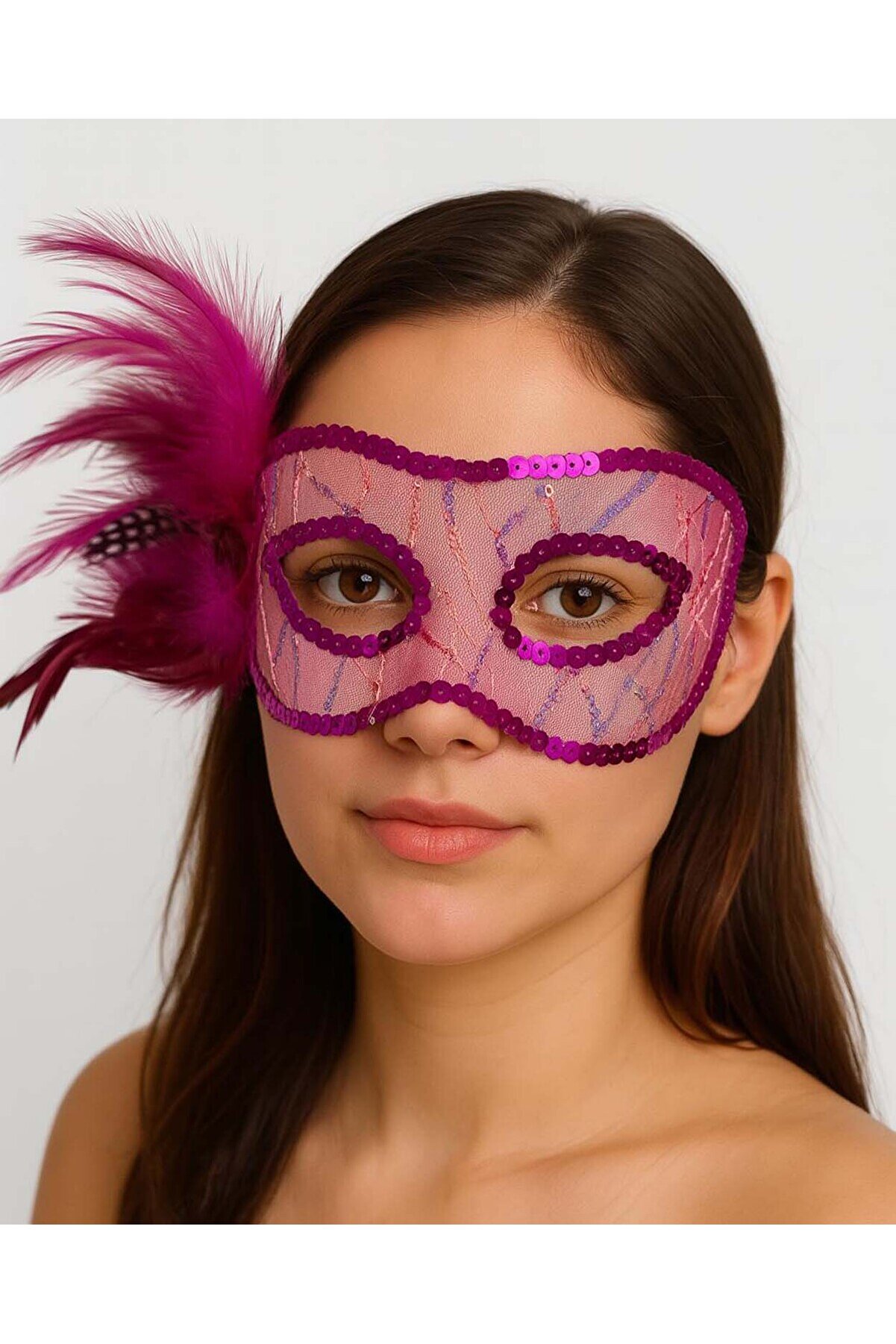Ethab Ti̇caret Fuşya Renk Yandan T&uuml;yl&uuml; Pul Payet İşlemeli̇ Parti̇ Maskesi̇ 23X12 Cm