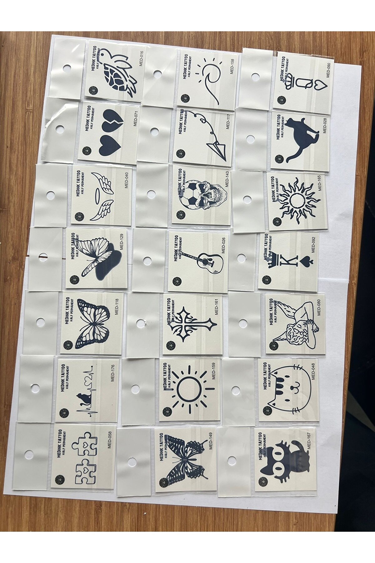 Ai̇rbrush Tattoo Toptan 50 Adet Mi̇ni̇mal 1 Ay Kalıcı Geçi̇ci̇ Dövme Paketi̇ 5 Cm