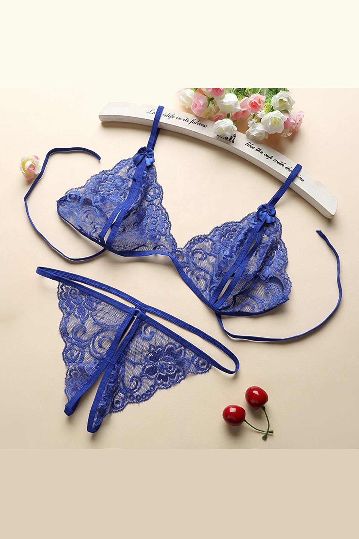 Kuzgun Ti̇caret Kadın Mavi̇ Dantelli̇ S&uuml;tyen K&uuml;lot Takımı