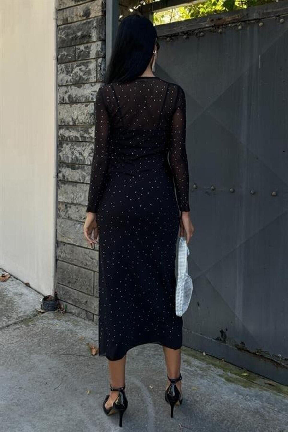 Taş İşlemeli̇ Premi̇um Tül Elbi̇se 2829