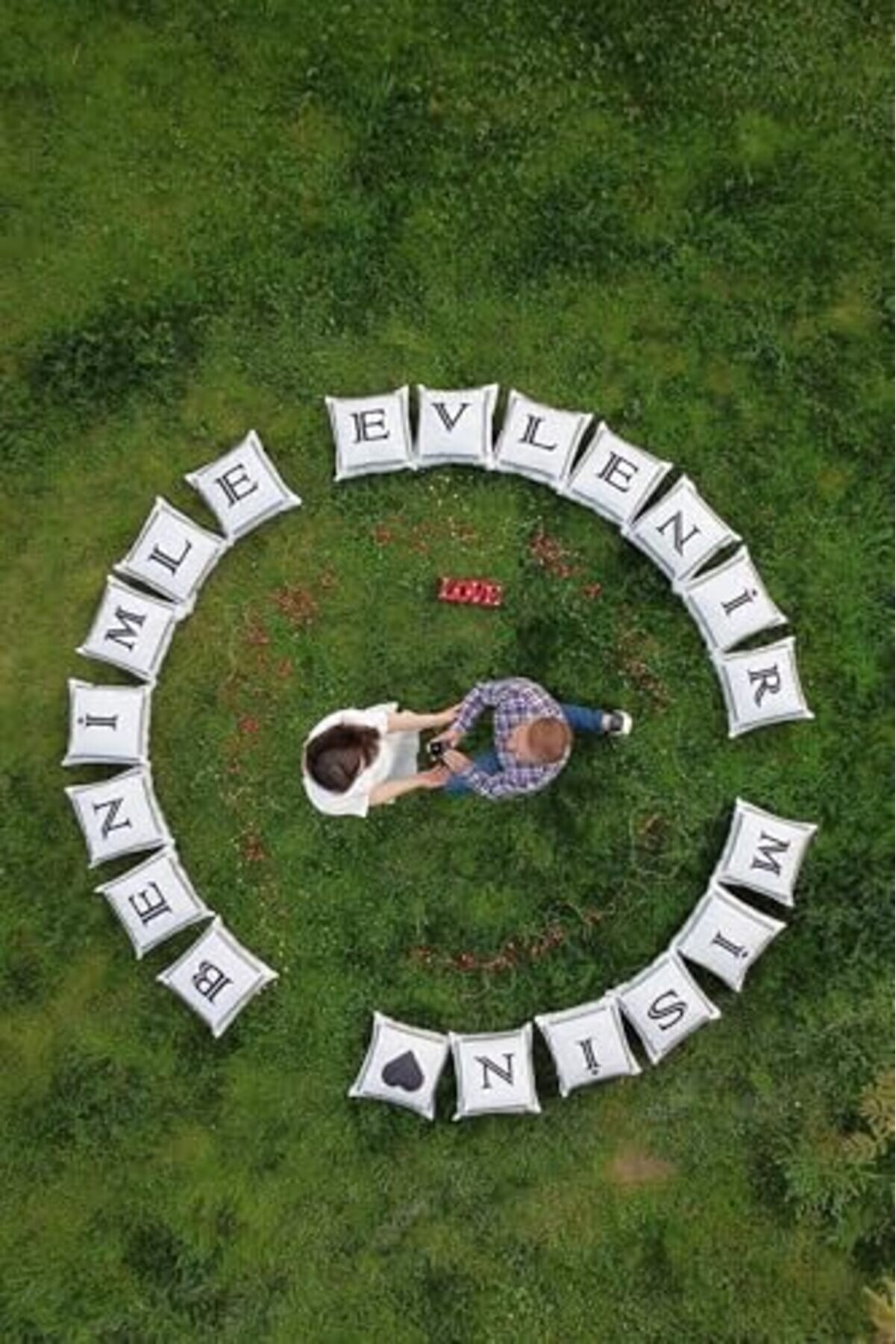 Snshop Harfli̇ Kırlent Kılıfı Kadi̇fe 43X43 Cm &Ccedil;i̇ft Taraflı Y Harfi̇ Kedi̇ Desenli̇ Evli̇li̇k Tekli̇fi̇