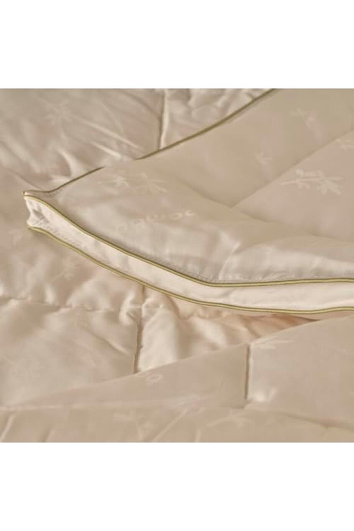 Snshop Maıson Premi̇um Çi̇çek Desenli̇ Dış Kumaş%30 Bambu%70 Pamuk/İç Dolgu%30 Bambu%70 Polyes