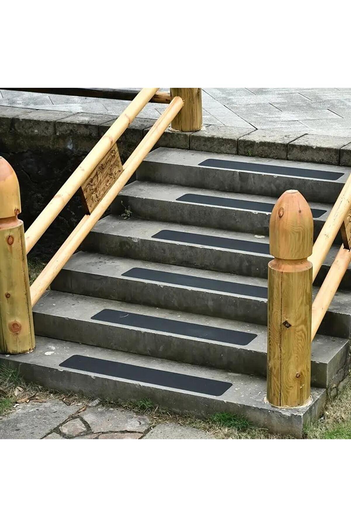 Si̇yah Merdi̇ven Ve Zemi̇n Kaydırmaz Kaymaz Bant 100Mm X 25Mt