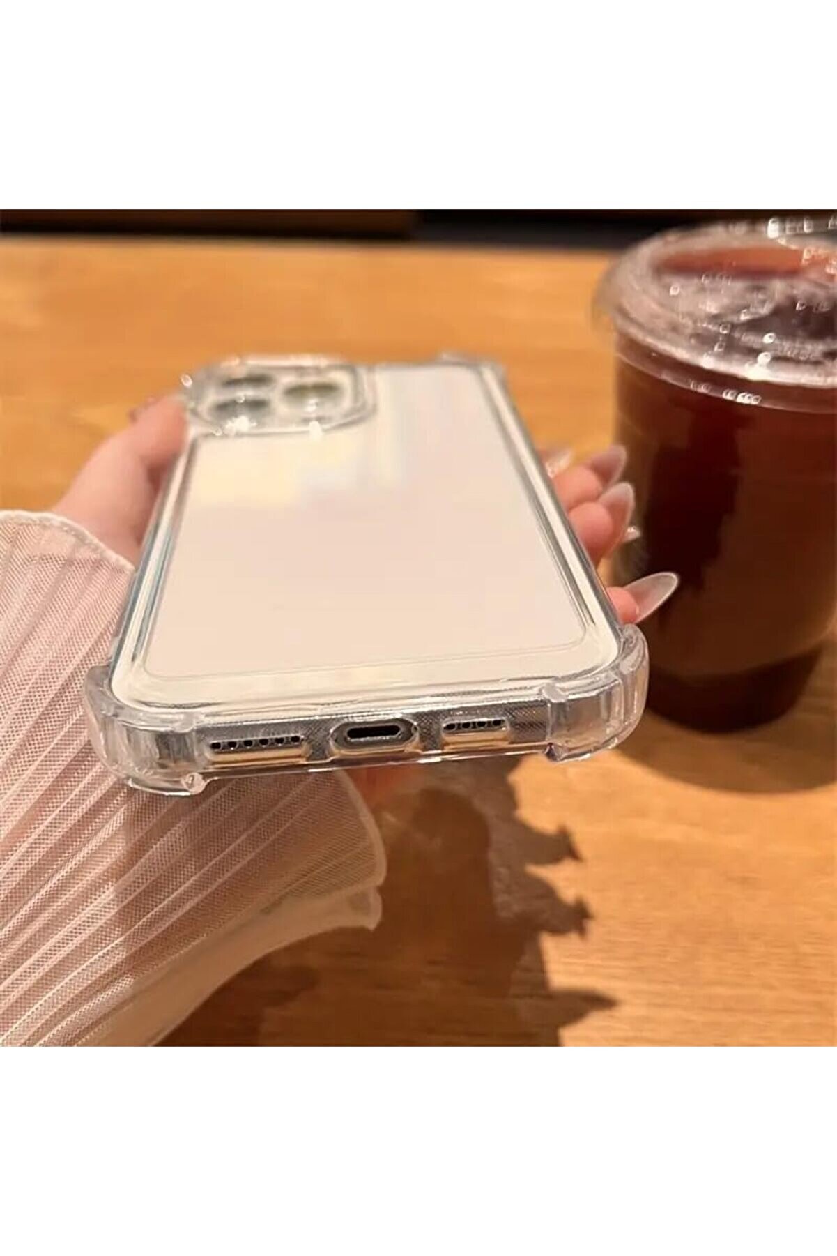 Oskyshopc 15 Pro Max Uyumlu Darbe Emi̇ci̇ 15 Pro Max (6.7 ) Şeffaf Si̇li̇kon Tpu Clear Kılıf, Transparen