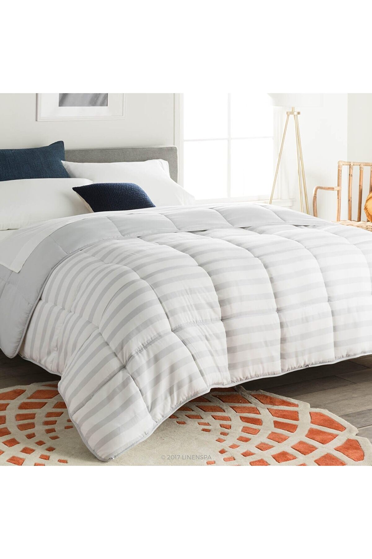 STOREMAX aclyashop (California, Grey/ Stripe) - Alternative Quilted with Corner Duvet Tabs - Cal Size 105854