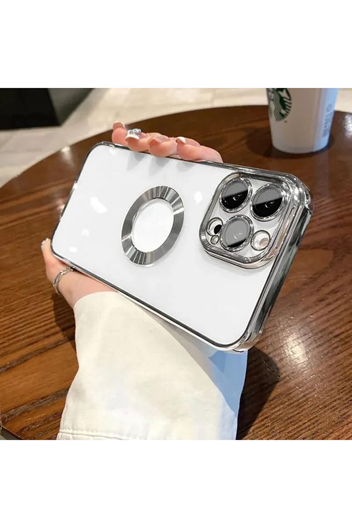 STOREMAX lvnshop AKSESUAR 13 Pro ile Uyumlu Laser Şeffaf Parlak Arka Yüzey Ve Logo Detaylı Kenarları Silikon