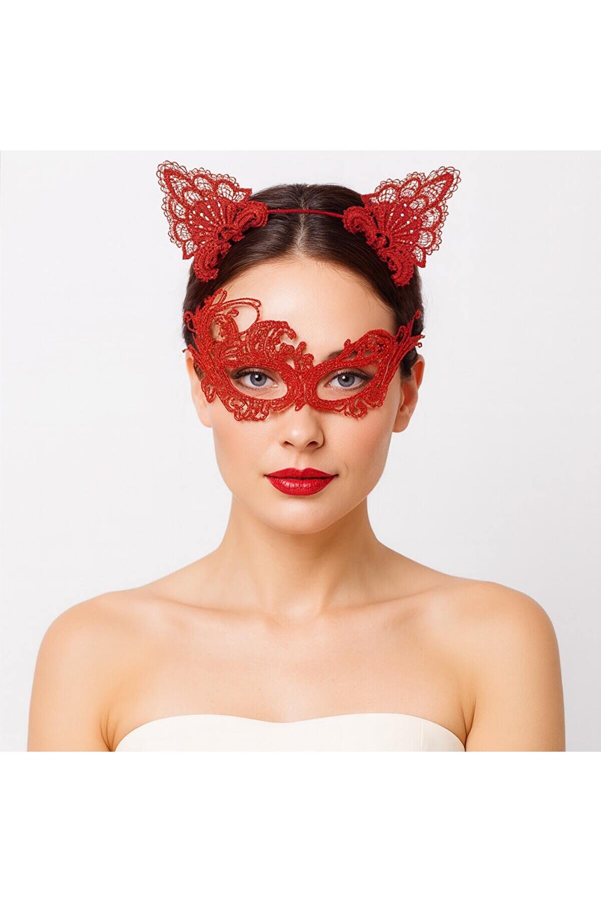 Go İthalat Gi̇zemli̇ Kırmızı Dantel Maske Ve Ta&ccedil; Seti̇ 1 No - Kost&uuml;m Seti̇ (5258)
