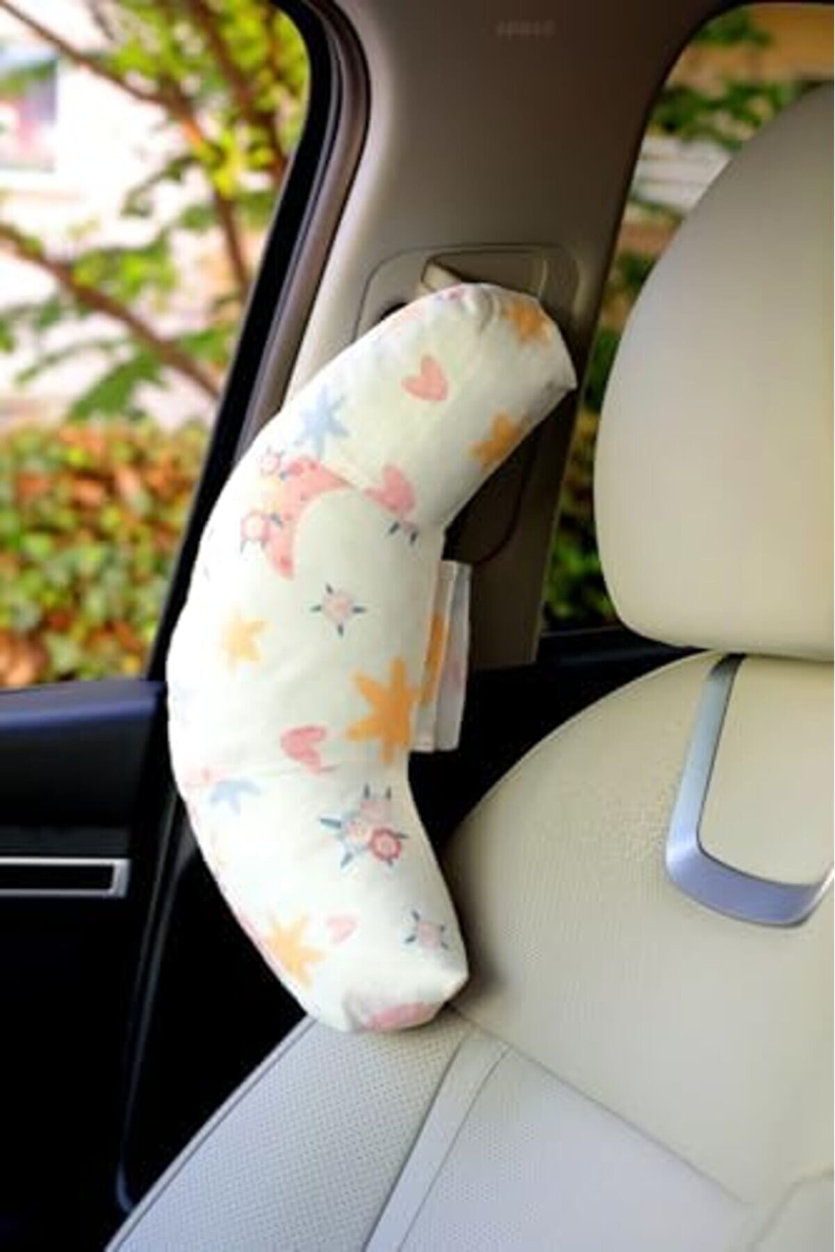 Seyahat Boyun Yastığı Ortopedi̇k Araba Otobüs Uçak Yolculuk Yastığı Yıldız Desen 30 X 10 Kurtçuk Yast