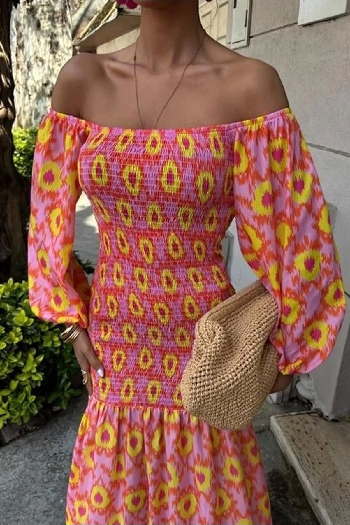 Madonna Yaka Gi̇pe Detaylı Desenli̇ Elbi̇se 2746