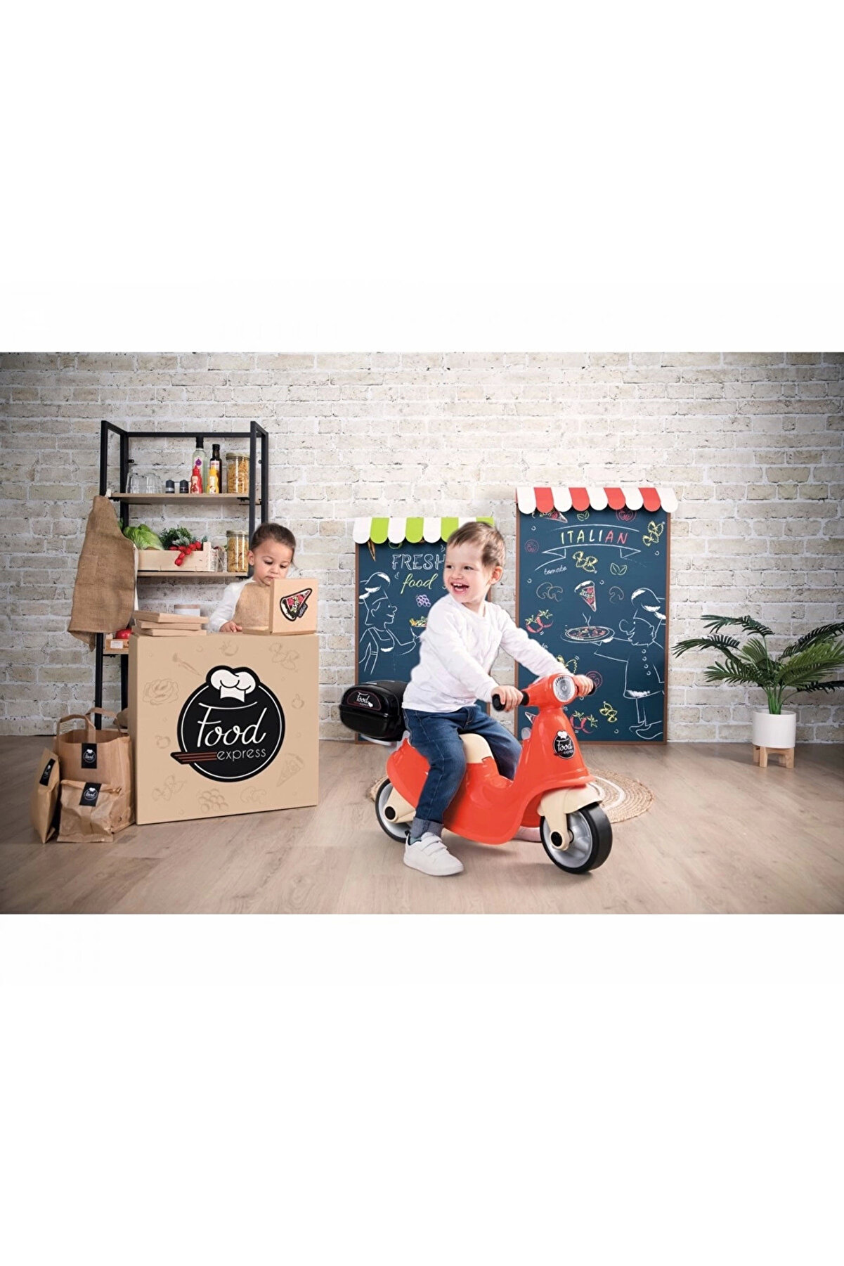 Smoby Kırmızı Scooter