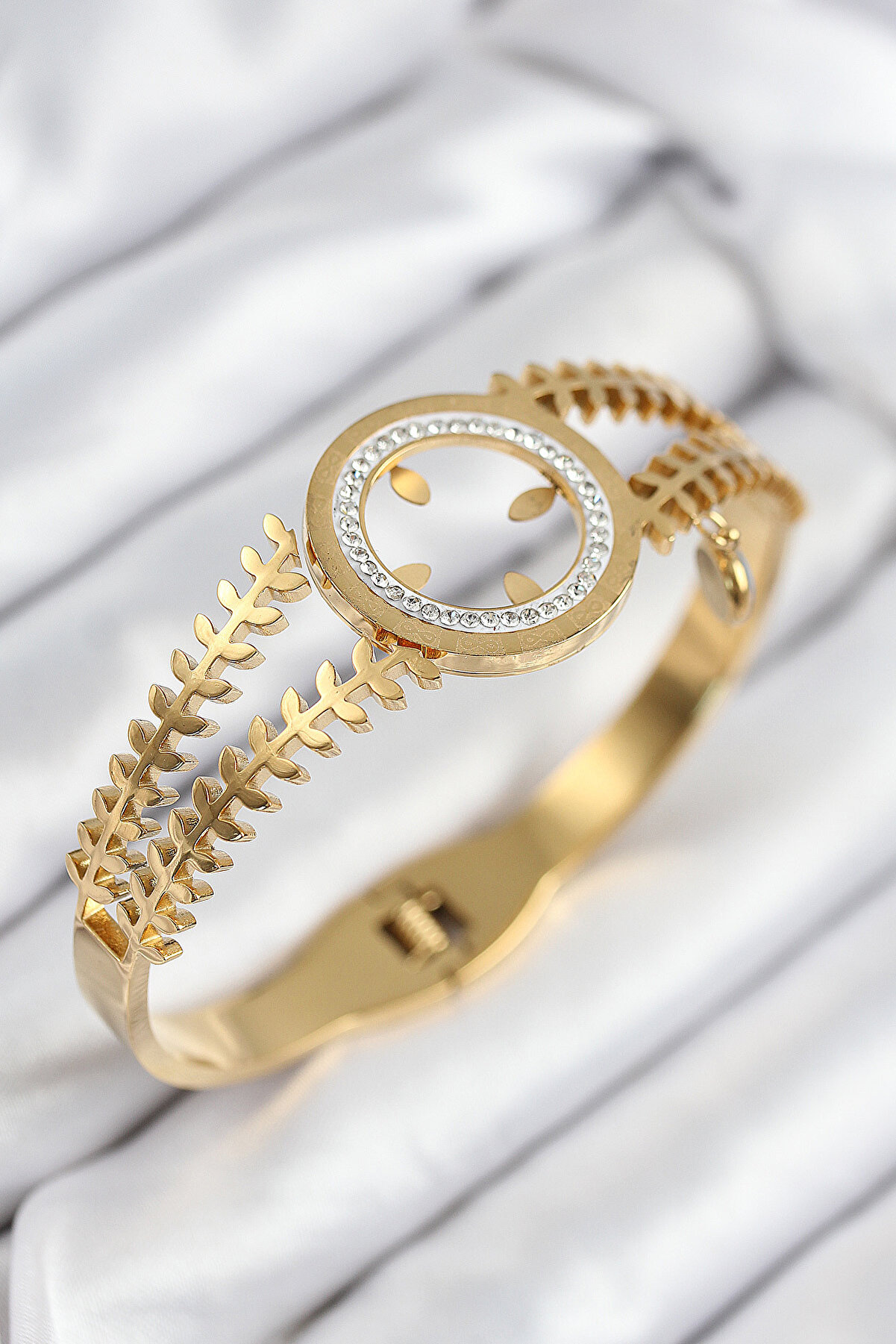 Toptan Bulurum 316L Çelik Zirkon Taşlı Takılabilir Gold Renk Kelepçe