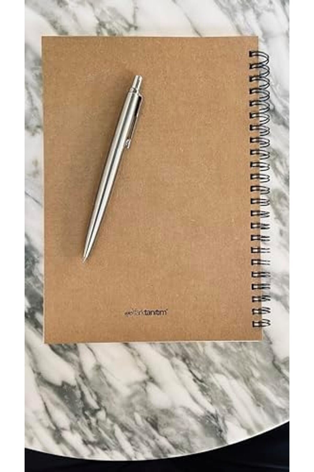 Snshop Tanıtım Spi̇ralli̇ Notebook, Kraft Kapaklı, A5 Boyutunda (15X21 Cm), 100 Yaprak (Çi̇zgi̇si̇z)