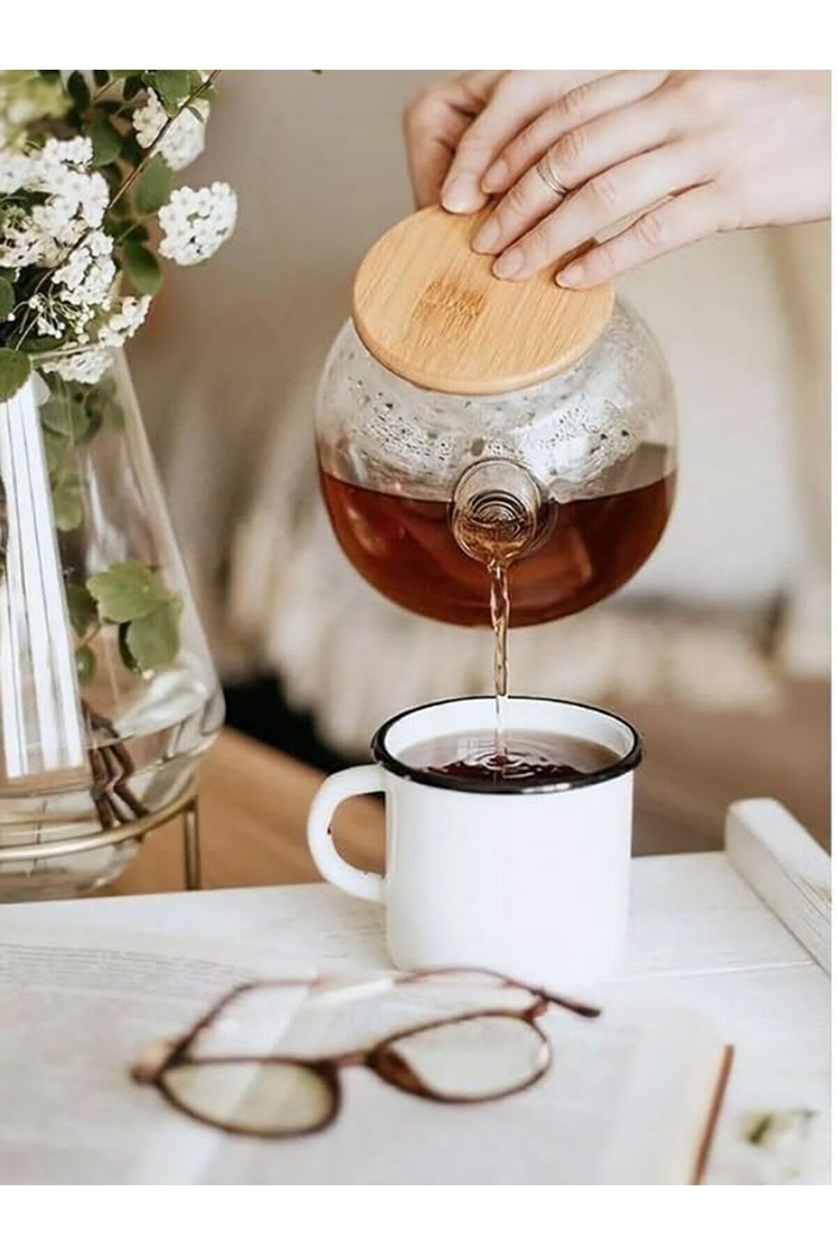 Mrtshoppng Vakumlu Bambu Kapaklı Dayanıklı Borosi̇li̇kat Cam Demli̇k, S&uuml;zge&ccedil;li̇ (1000 Ml) | Teapot. Vaku