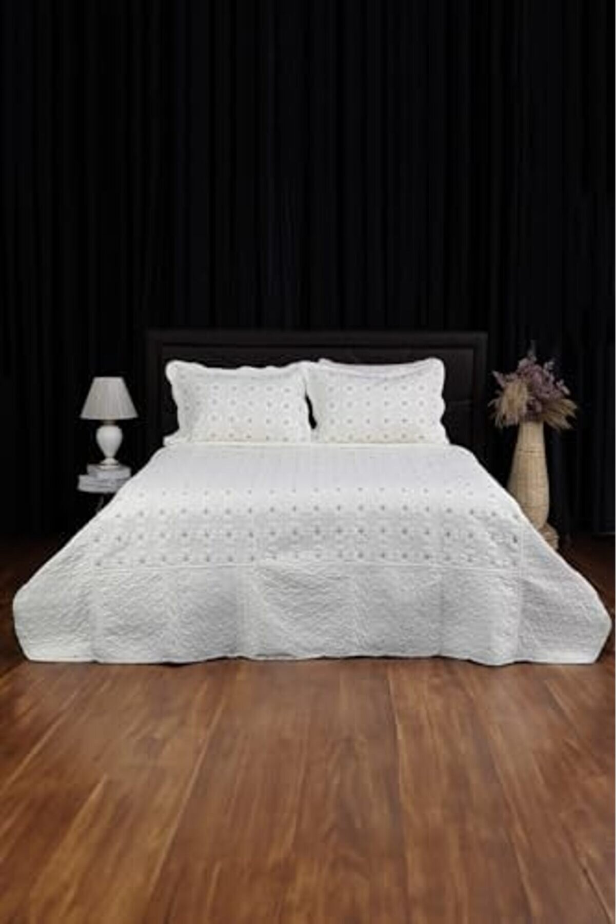 Nakışlı Kapi̇tone Çi̇ft Ki̇şi̇li̇k Yatak Örtüsü - Gümüş 1014773