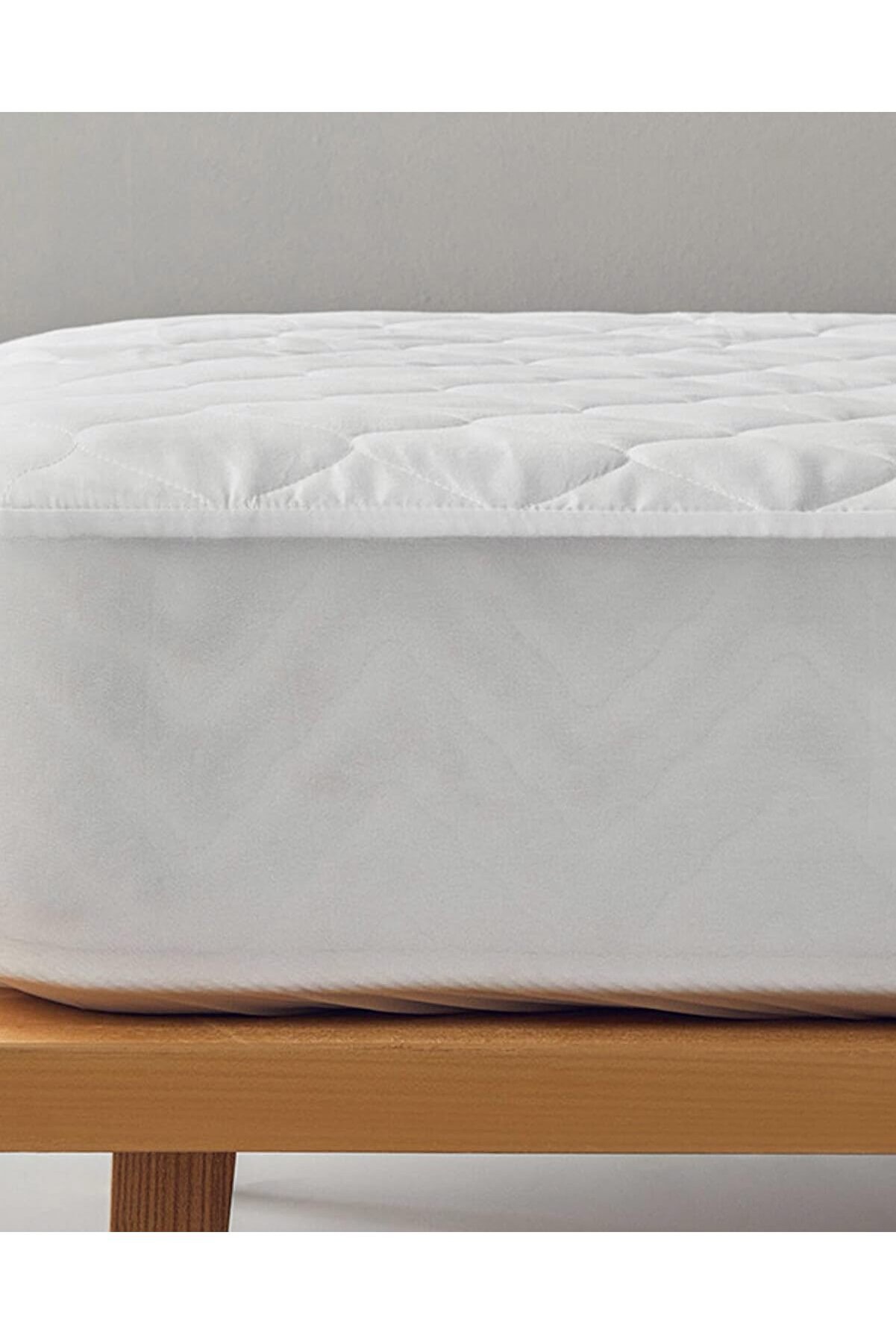 STOREMAX Plump Pamuk Sıvı Geçirmez Çift Kişilik Yatak Alez Beyaz 1014773