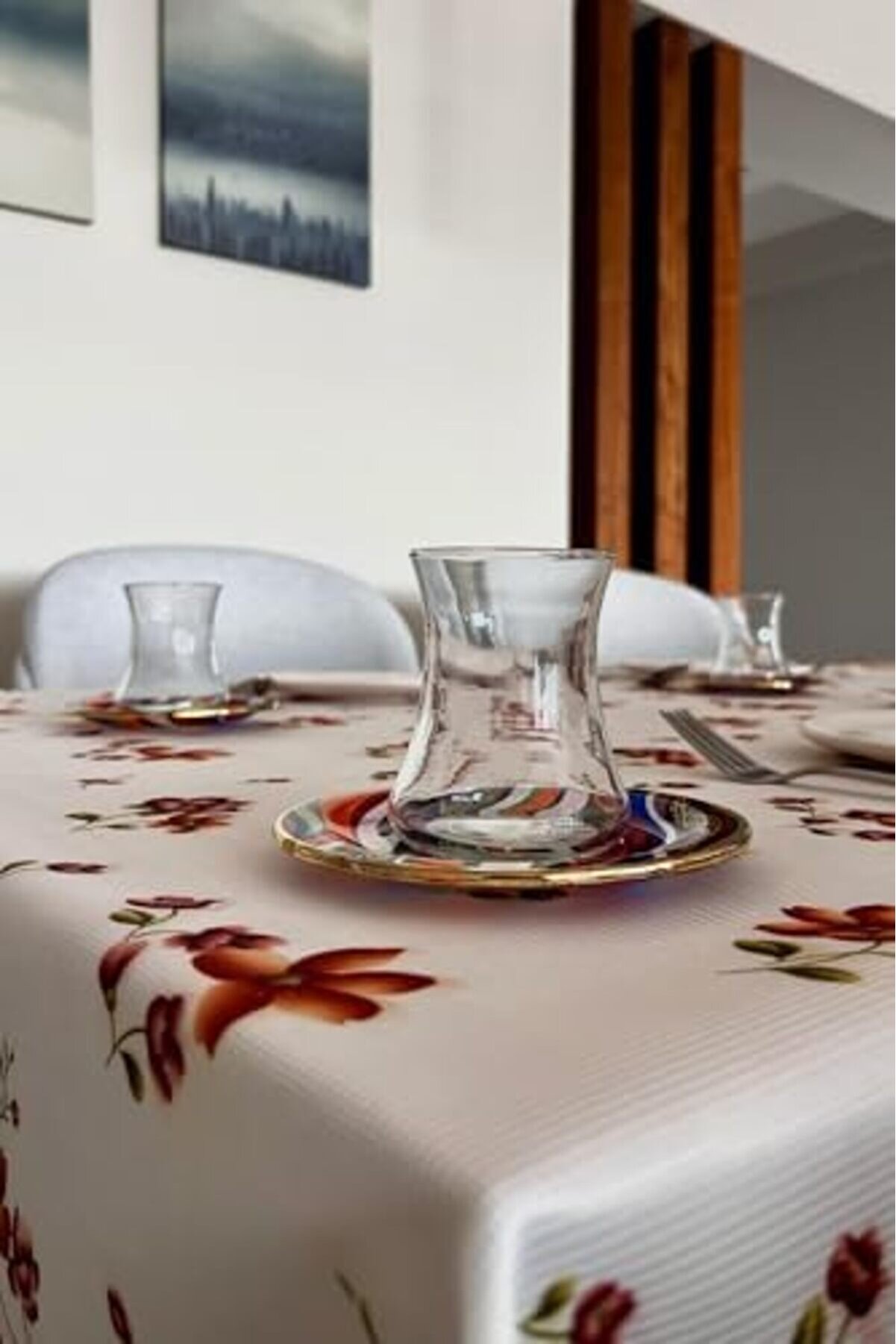 & Laurel Baskılı Yıkanabi̇li̇r Masa &Ouml;rt&uuml;s&uuml; Mutfak Bah&ccedil;e Pi̇kni̇k Masa &Ouml;rt&uuml;s&uuml; Kahverengi̇ Ağırlıklı &Ccedil;i̇&ccedil;ek