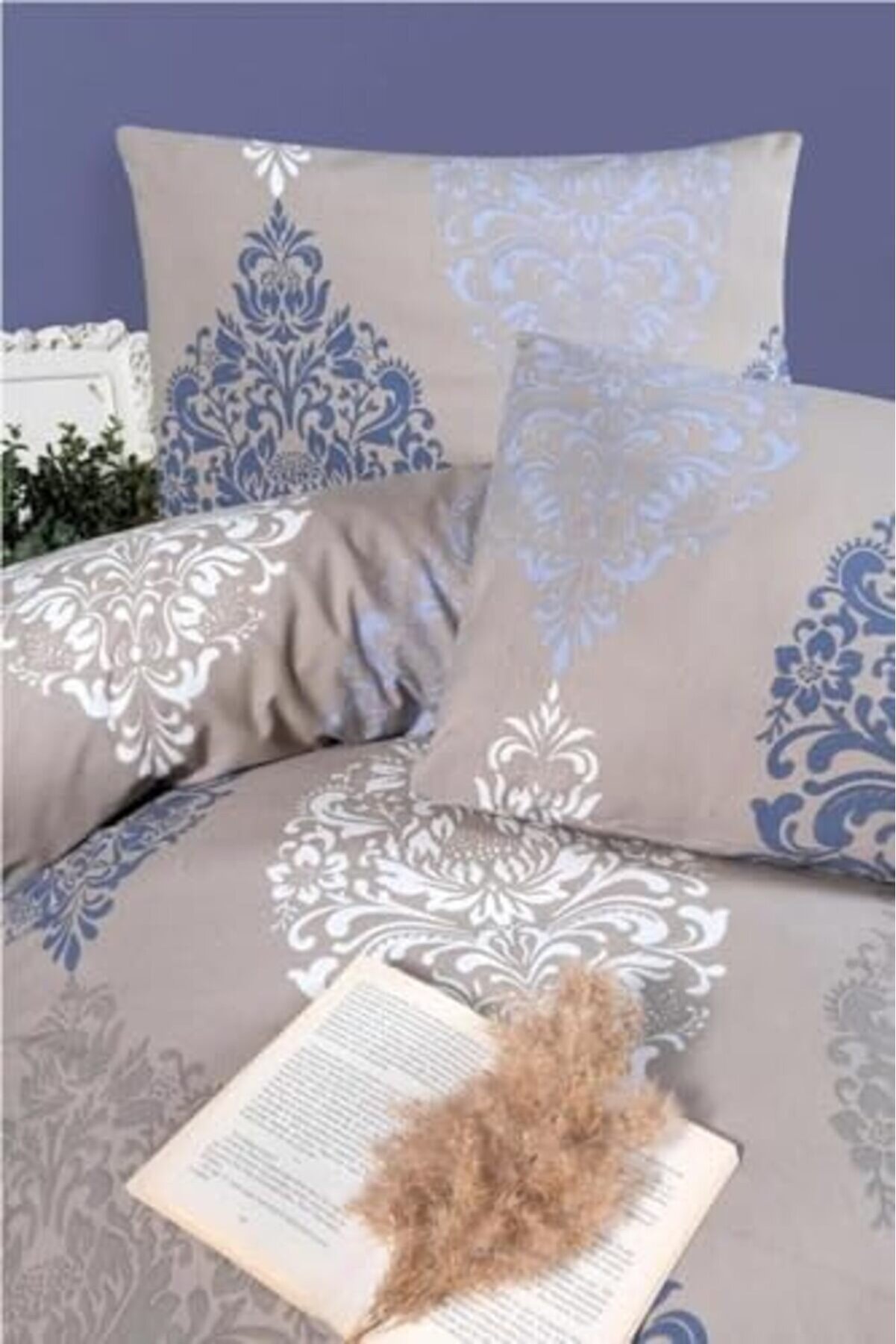 Çarşafı Çi̇ft Ki̇şi̇li̇k Nevresi̇m Takımı 1014773