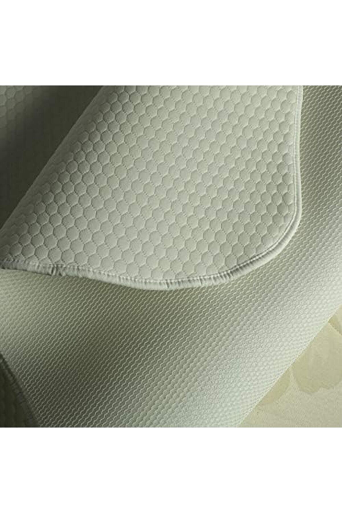 Y-74B Alptex 3 Boyutlu Kumaş Teknoloji̇si̇yle Üreti̇lmi̇ş Terletmeyen Bambulu Yatak Pedi̇, Beyaz, 90X190