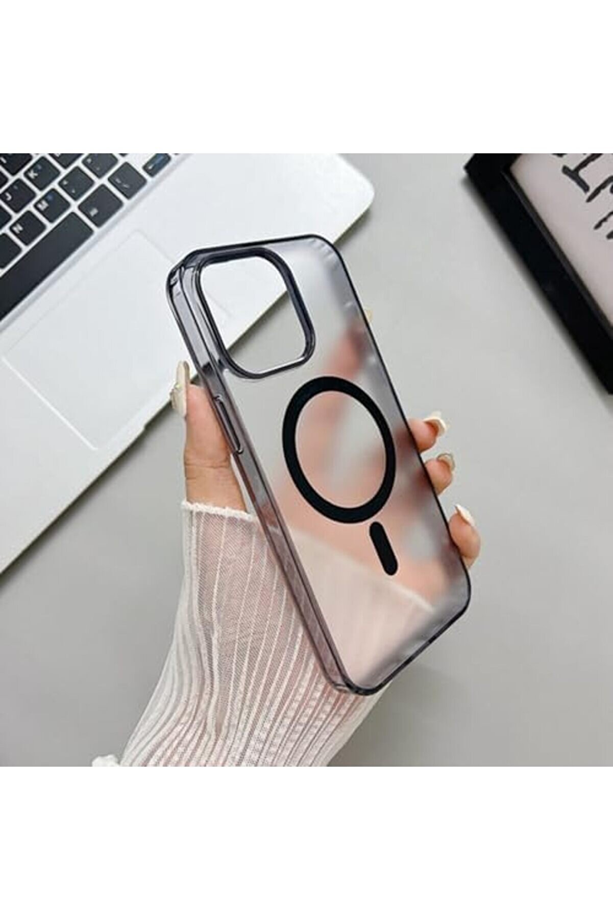 16 Pro Uyumlu Kılıf –Si̇li̇kon, Kablosuz Şarj Destekli̇, Kamera, Ultra Kapak Si̇yah 1117798