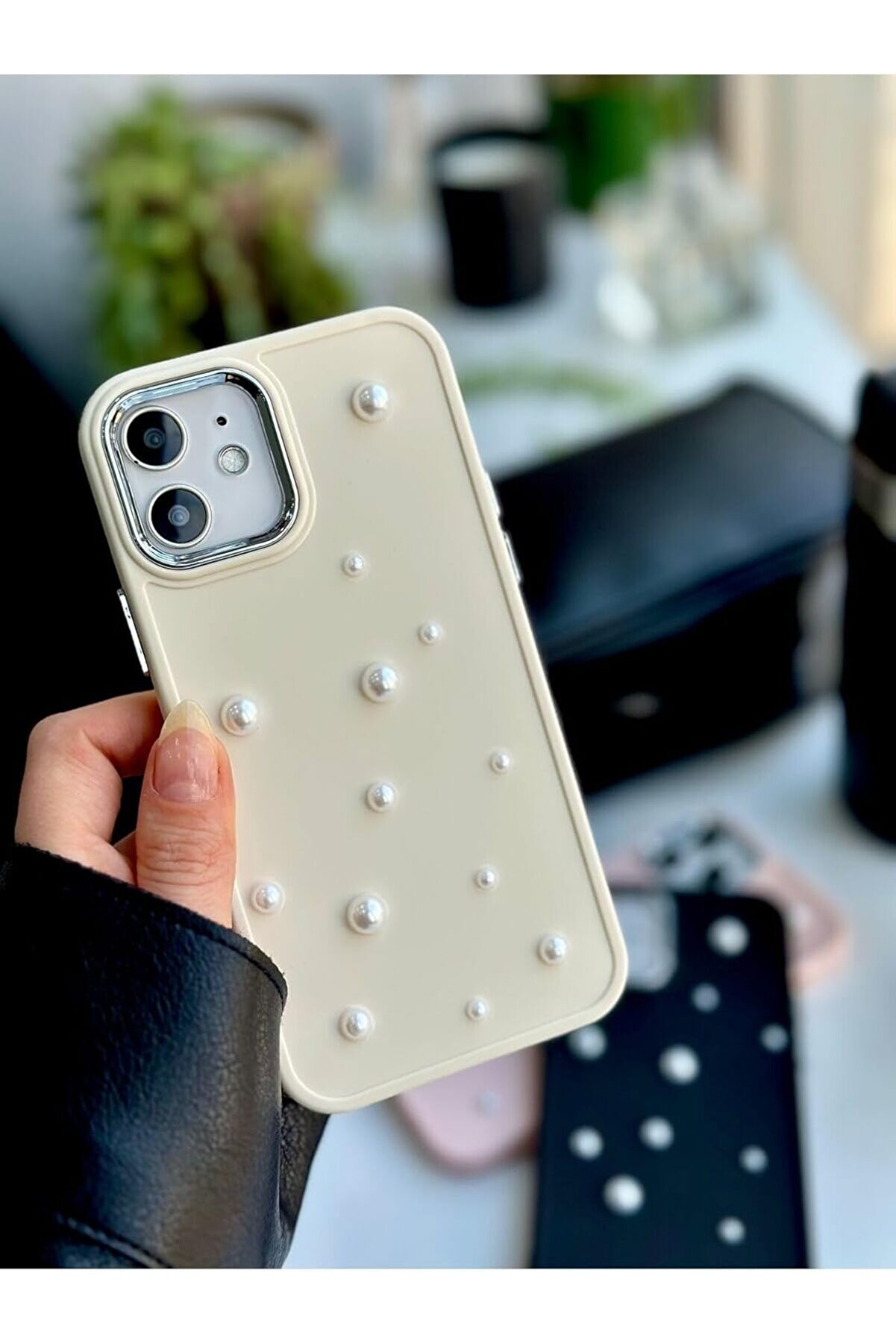 STOREMAX Aksesuar 12 ve 12 Pro Uyumlu Pearl Tasarım Oyuncaklı Esnek Silikon Kılıf - Krempearl 1014773
