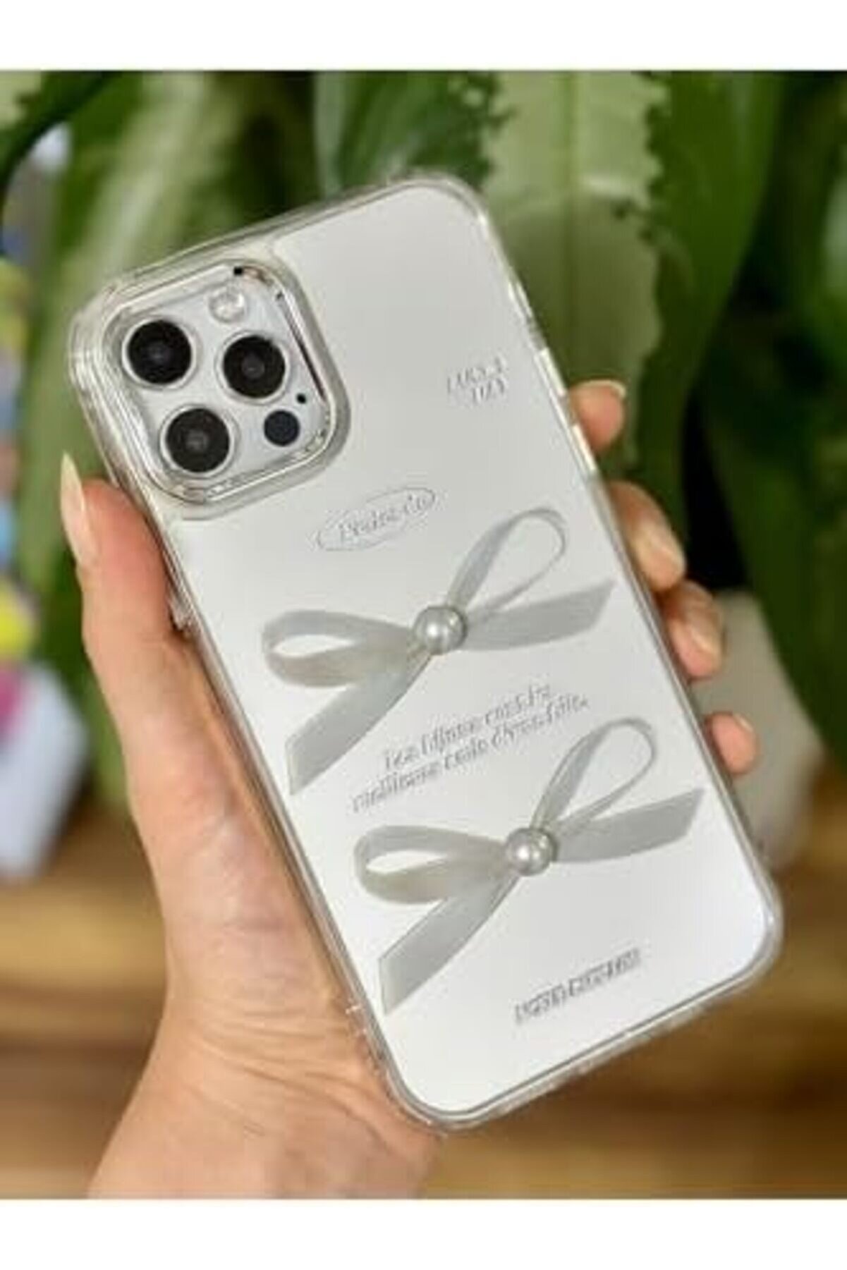 Aksesuar 12 Ve 12 Pro İle Uyumlu Aynalı Fi̇yonk Darbe Önleyi̇ci̇ Kamera Korumalı Si̇li̇kon Kılıf 1014773