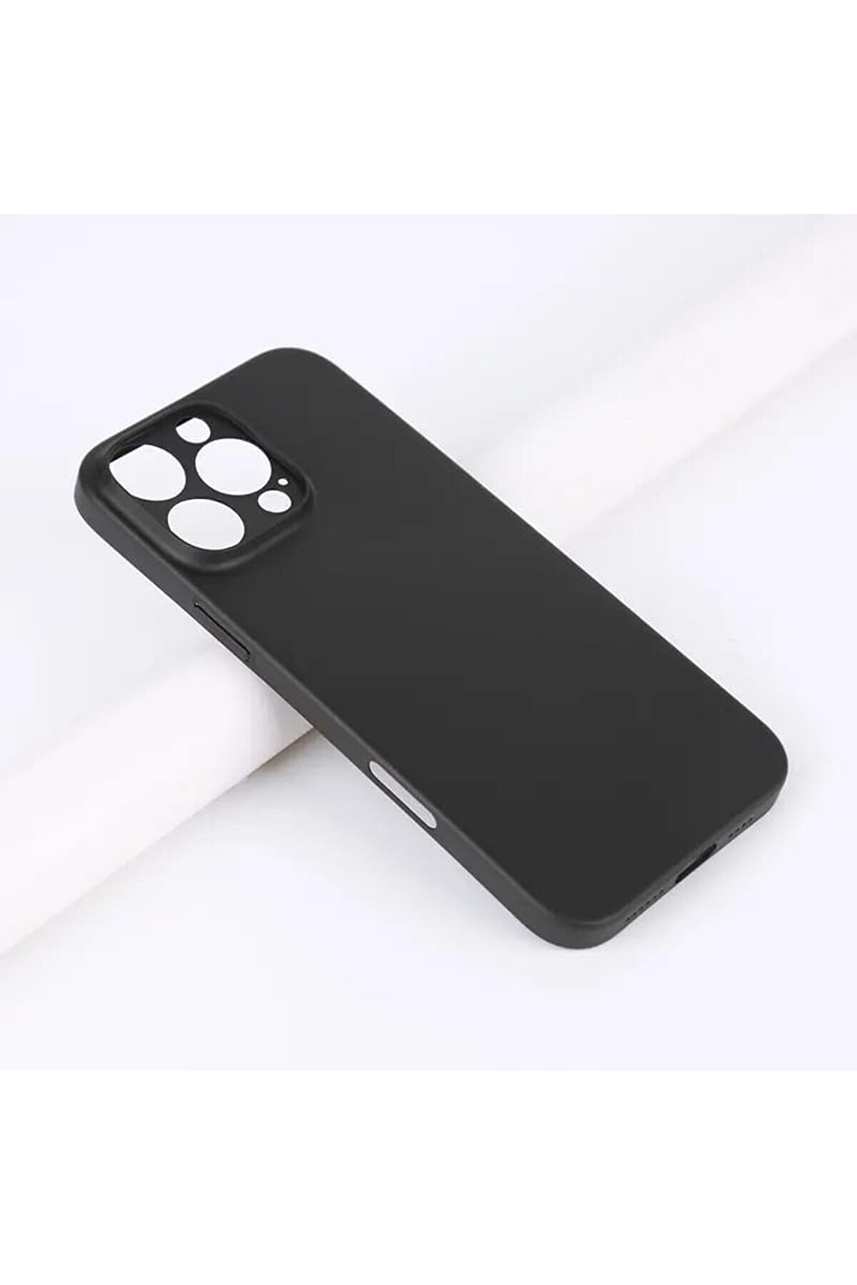 Aksesuar 16 Pro İle Uyumlu Fi̇rst Si̇li̇kon Kılıf Yapılı Mat Dış Yüzeyli̇ Tam Koruma Sağlayan Kamera Kor