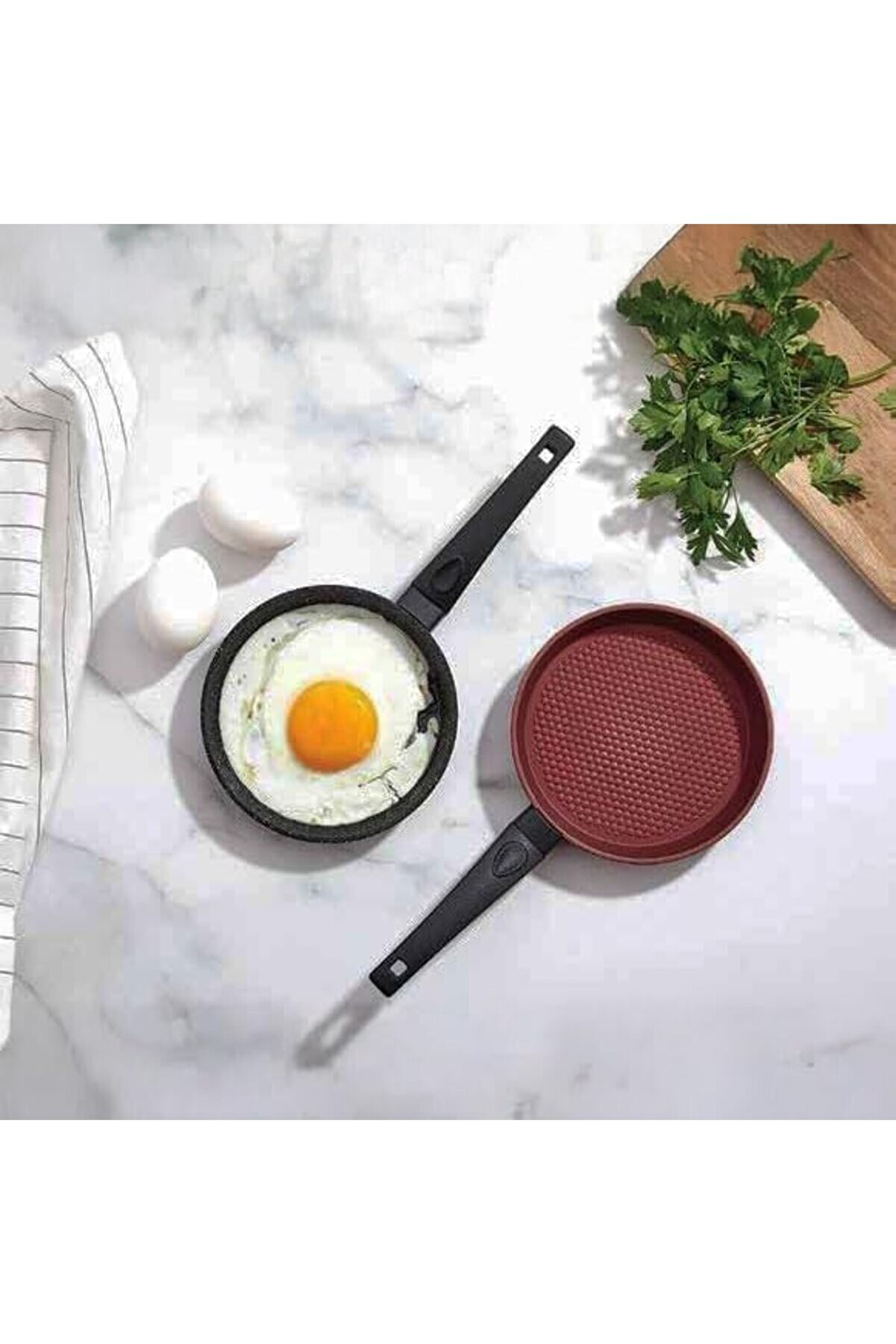 Yanmaz Yapışmaz Grani̇t Kaplama D&ouml;k&uuml;m Yuvarlak Mi̇ni̇ Tava, Yuvarlak Yumurta Ve Sos Tavası, Mi̇ni̇ Yer Ka