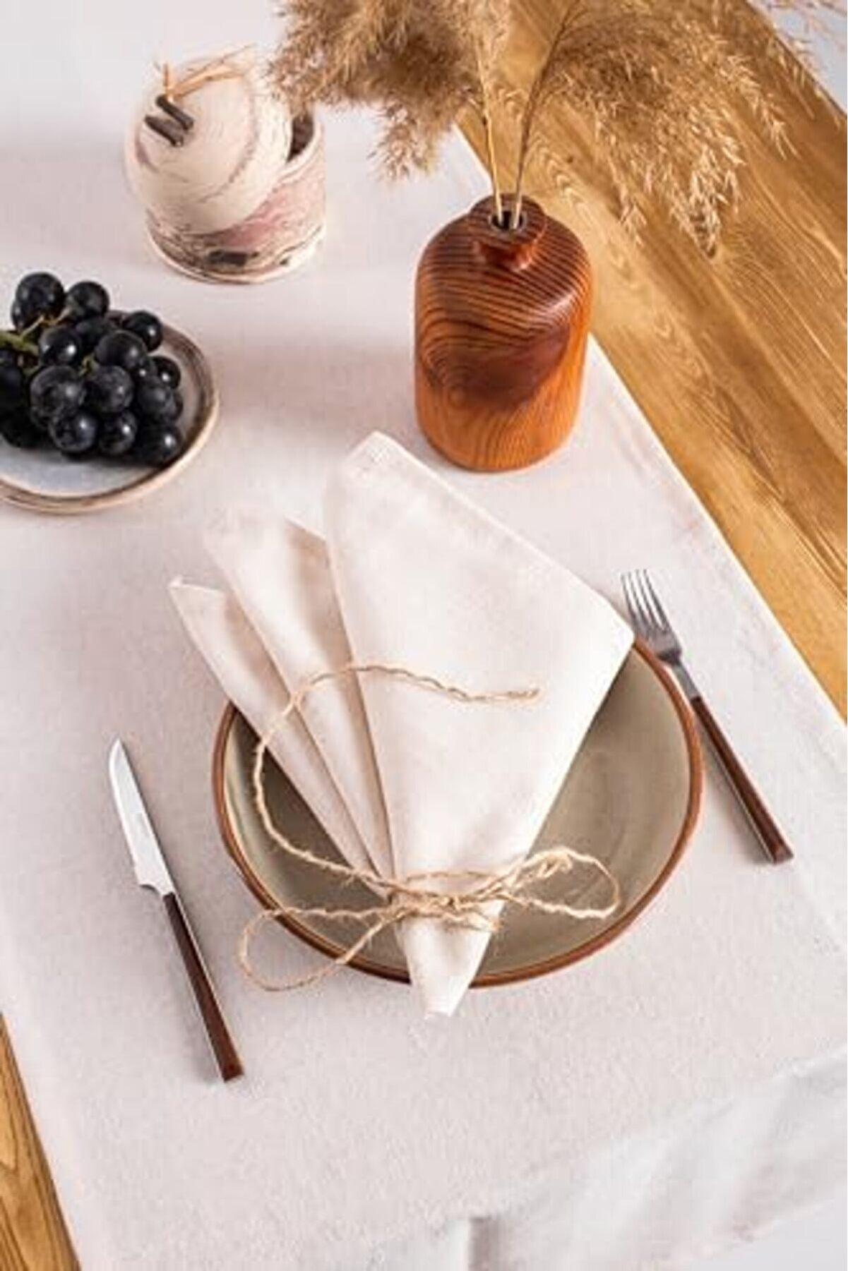 8 Li̇ Düz Otanti̇k Peçete Setleri̇ (Krem) 1014773