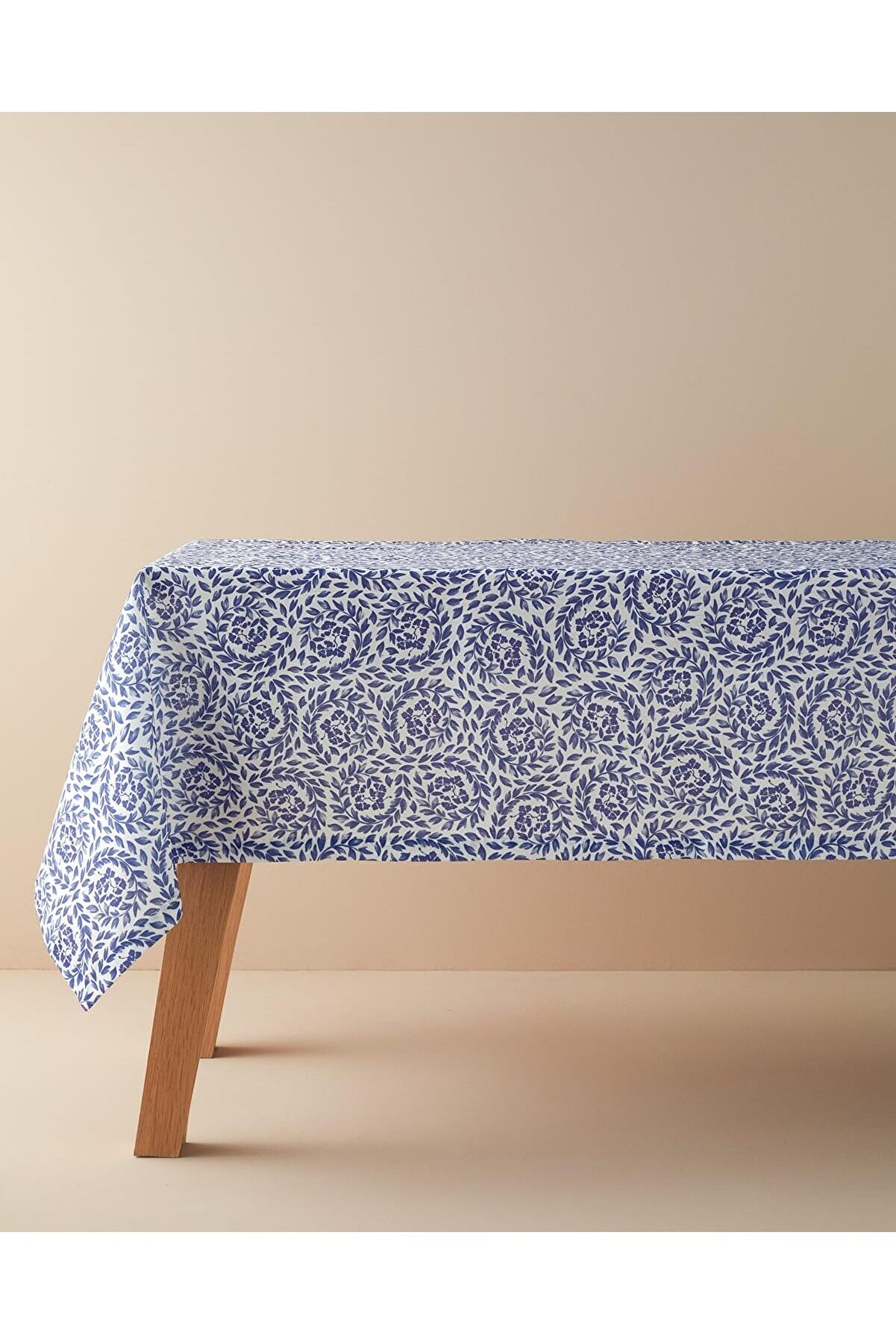 STOREMAX Carnival Floral Masa Örtüsü Mavi 1014773