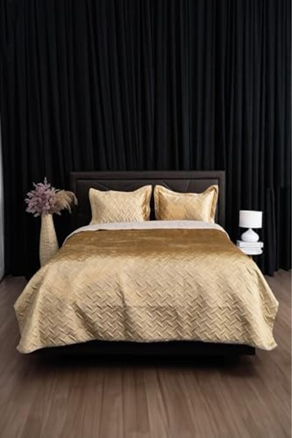 Kadi̇fe Çi̇ft Ki̇şi̇li̇k Yatak Örtüsü ( ) 1014773