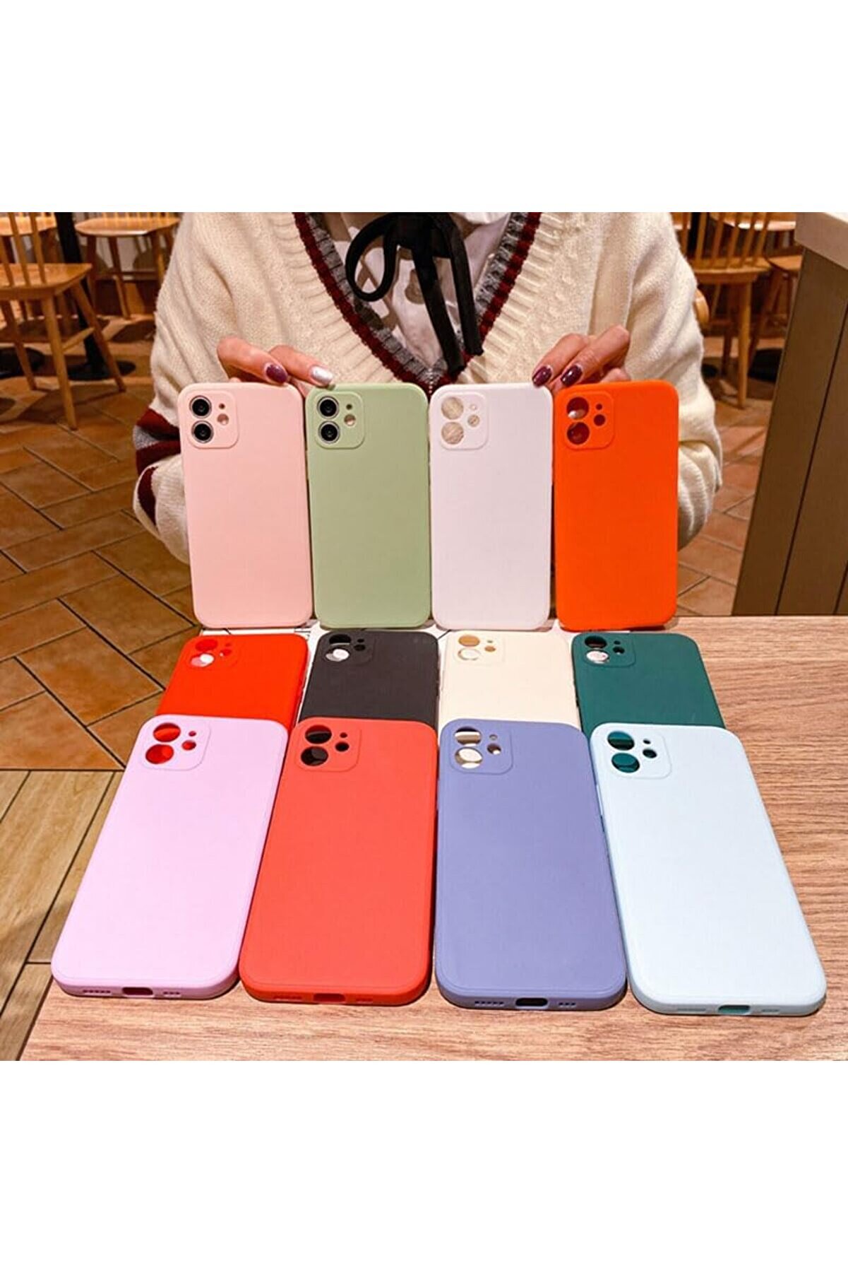 Iphone İle Uyumlu 11 (12 Görünümlü Köşeli̇) İçi̇ Kadi̇fe Lansman Kılıf-Si̇yah 1175713