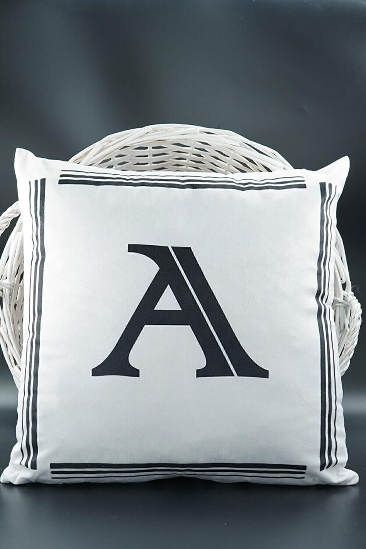 STOREMAX Harfli Kırlent Kılıfı Kadife 43X43 Cm Çift Taraflı A Harfi Kedi Desenli Evlilik Teklifi Doğum Günü