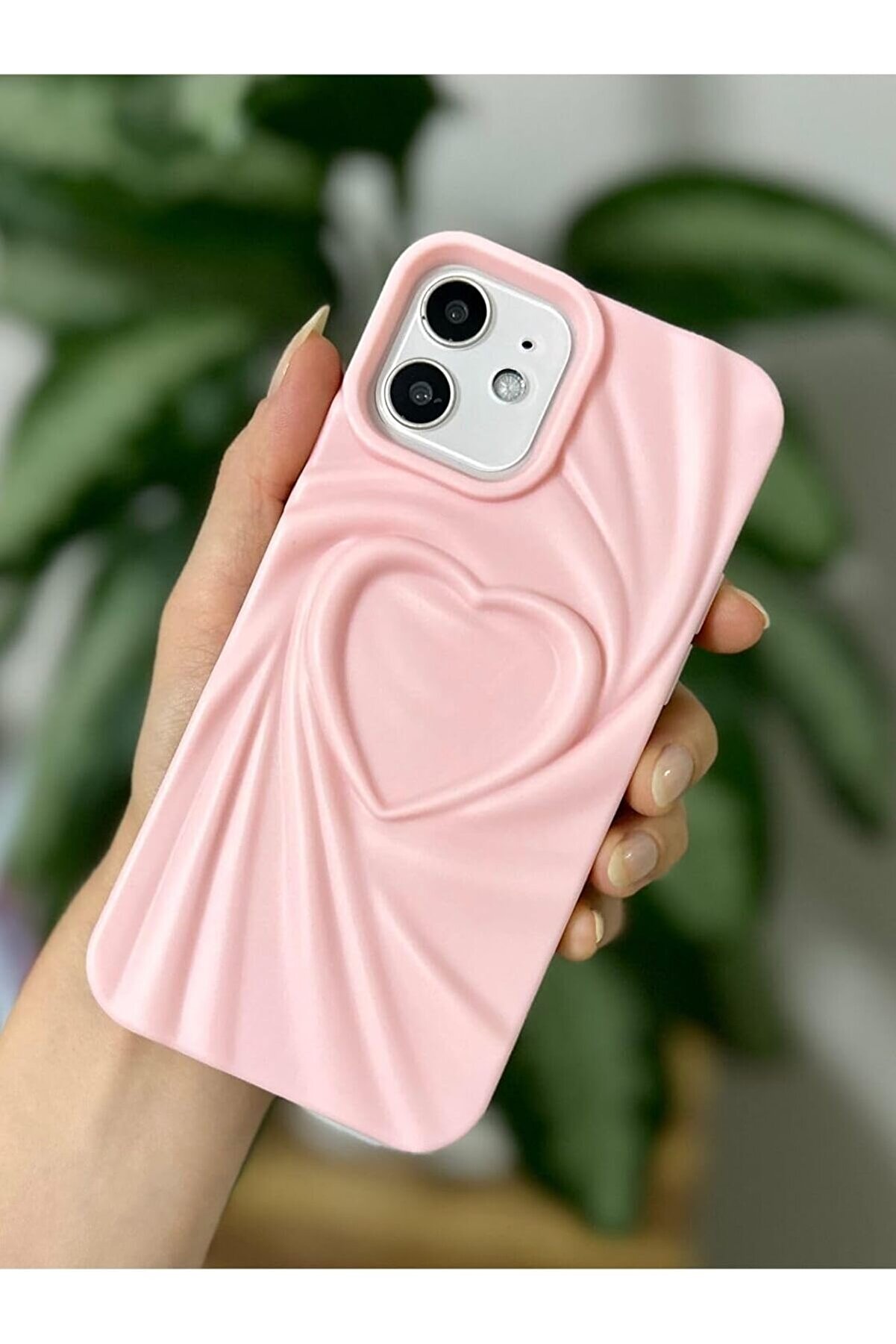 STOREMAX Aksesuar 12 ve 12 Pro ile Uyumlu 3D Mat Kalp Kabartma Desenli Darbe &Ouml;nleyici Silikon Kılıf 1014773