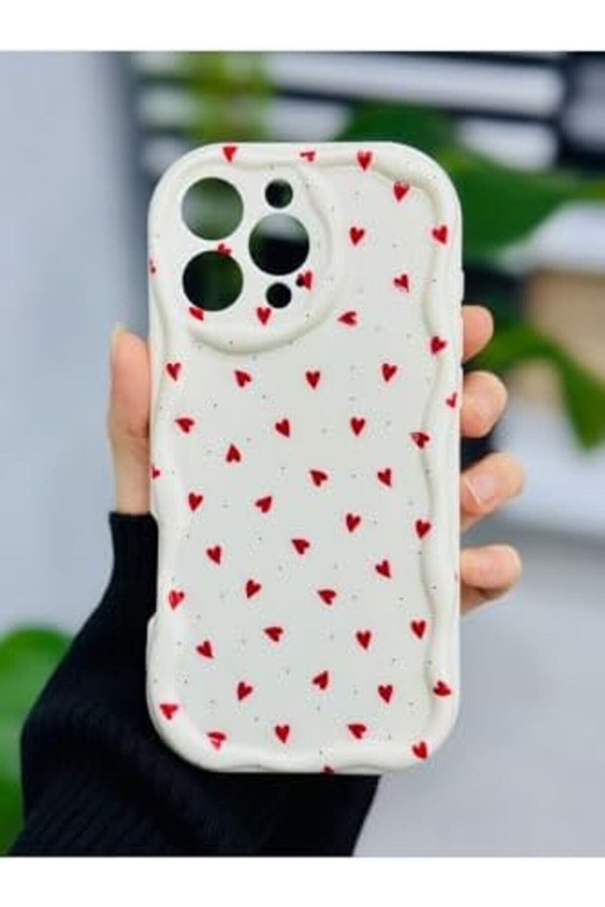 Aksesuar Iphone 16 Promax Dalgalı Kırmızı Kalpler Tasarımlı Si̇li̇kon Kılıf 1175713