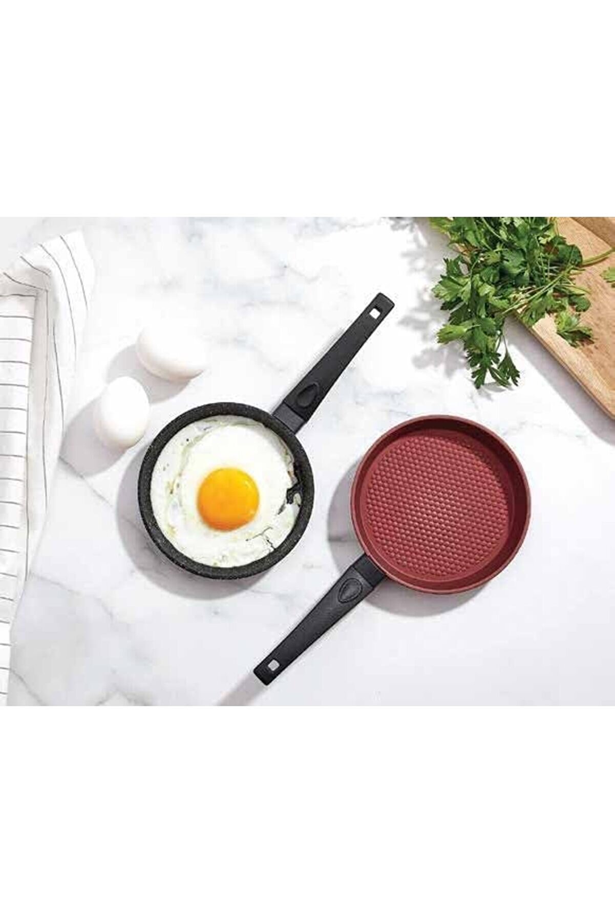 Yanmaz Yapışmaz Grani̇t Kaplama D&ouml;k&uuml;m Yuvarlak Mi̇ni̇ Tava, Yuvarlak Yumurta Ve Sos Tavası, Mi̇ni̇ Yer Ka