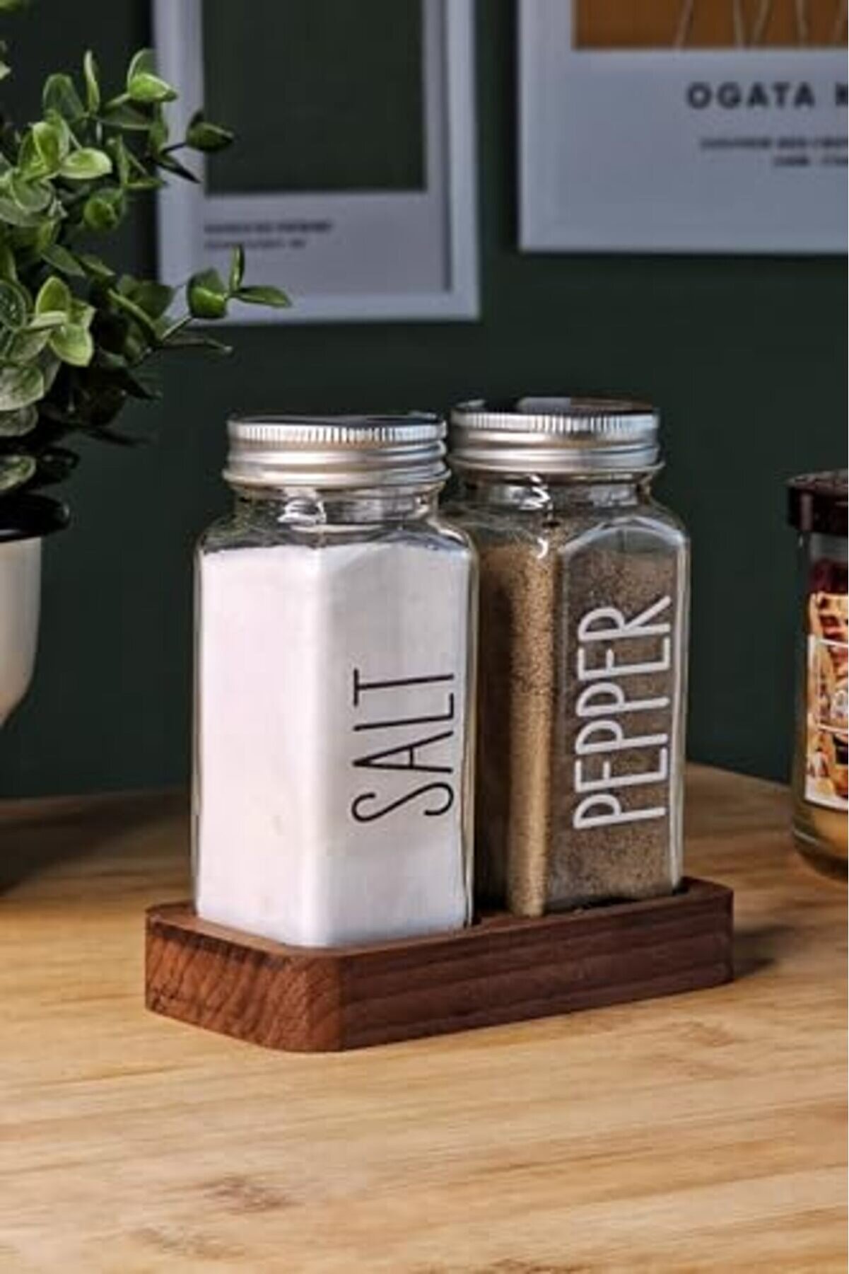 Svngsphereshop Standlı 120 Ml Cam Tuzluk Bi̇berli̇k Seti̇ &ndash; G&uuml;m&uuml;ş Kapaklı, Eti̇ketli̇, Şeffaf Baharatlık,