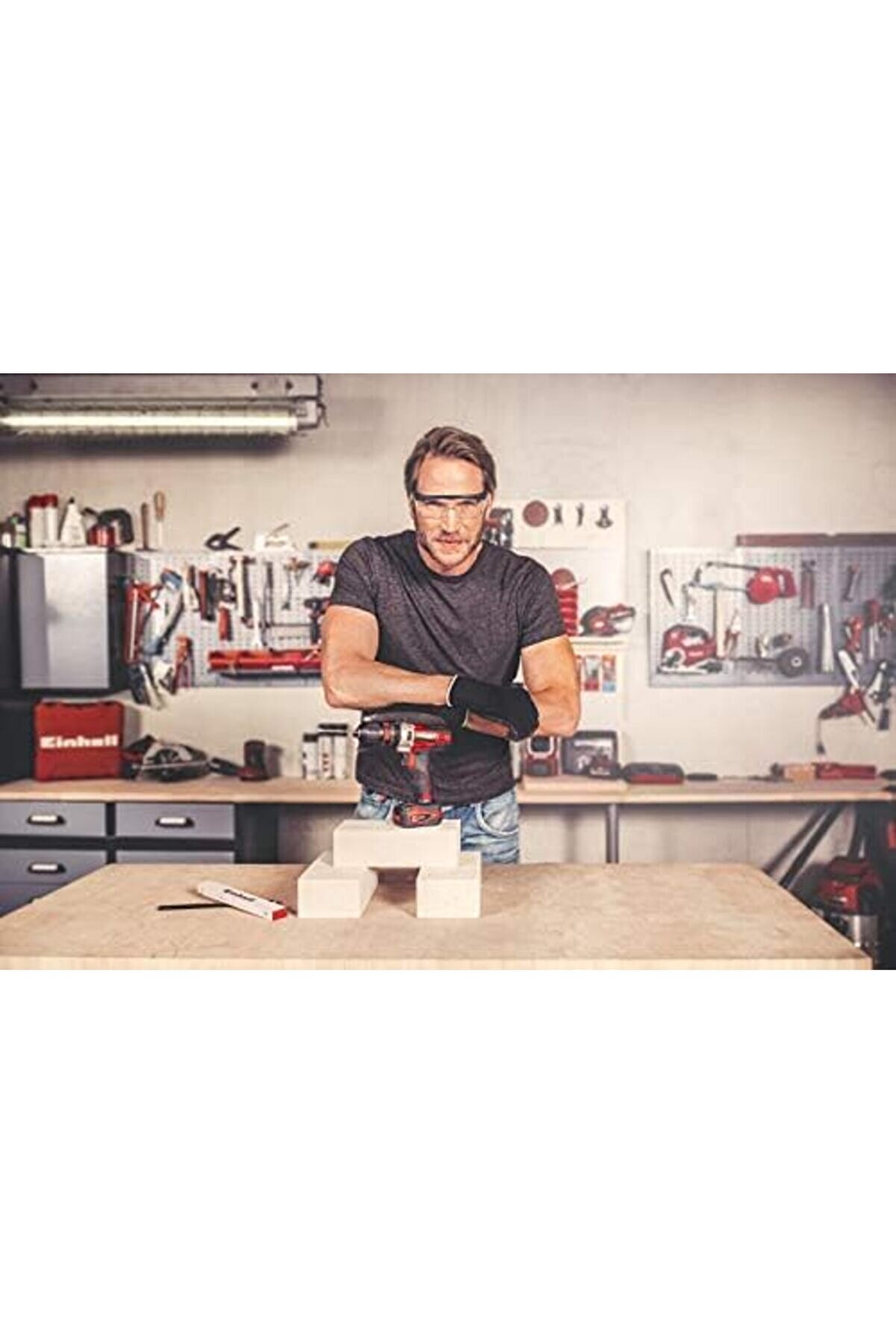 Akülü Darbeli̇ Vi̇dalama Te-Cd 12/1 Li̇-İ (2X2.0 Ah) (Li̇-İon, 12 V, 22 Tork Ayarı, 2 Vi̇tesli̇ Şanzıman,