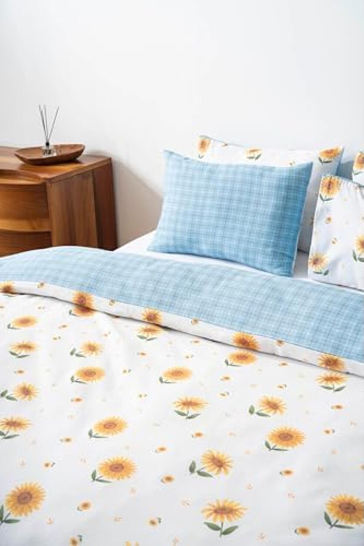 Ayçi̇çeği̇ Çi̇ft Ki̇şi̇li̇k Pamuklu Nevresi̇m Takımı 1014773