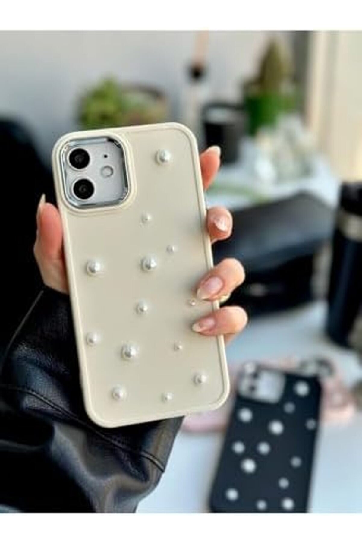 Aksesuar 12 Ve 12 Pro Uyumlu Pearl Tasarım Oyuncaklı Esnek Si̇li̇kon Kılıf - Krempearl 1014773