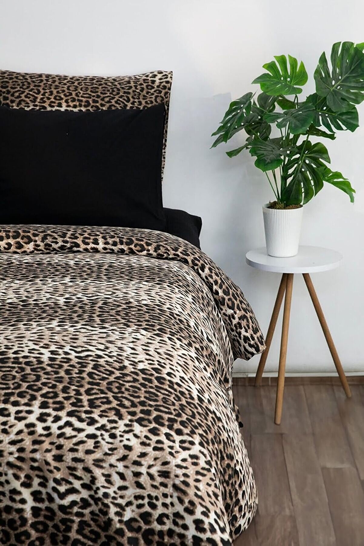 STOREMAX Desenli Çarşaflı Tek Kişilik Nevresim Takımı 1014773