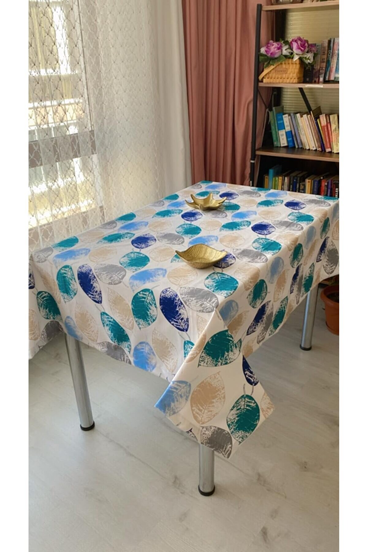 STOREMAX Masa Örtüsü sıvı geçirmez 150 x 180 cm (Mavi Yaprak) 1014773