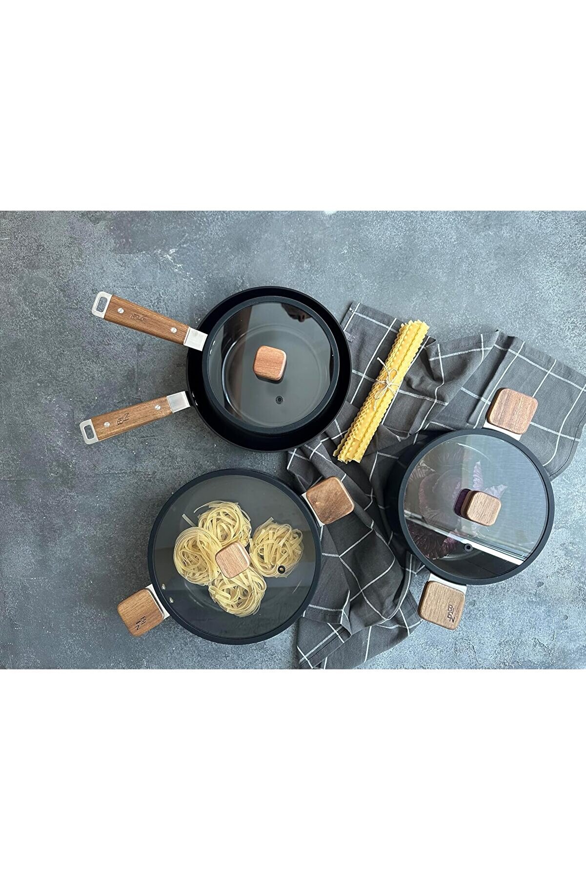STOREMAX modashine Bien 7 Parça İndüksiyonlu Tencere Tava Seti Akasya Ağacı Sap ve Kulpl modascope 1014773