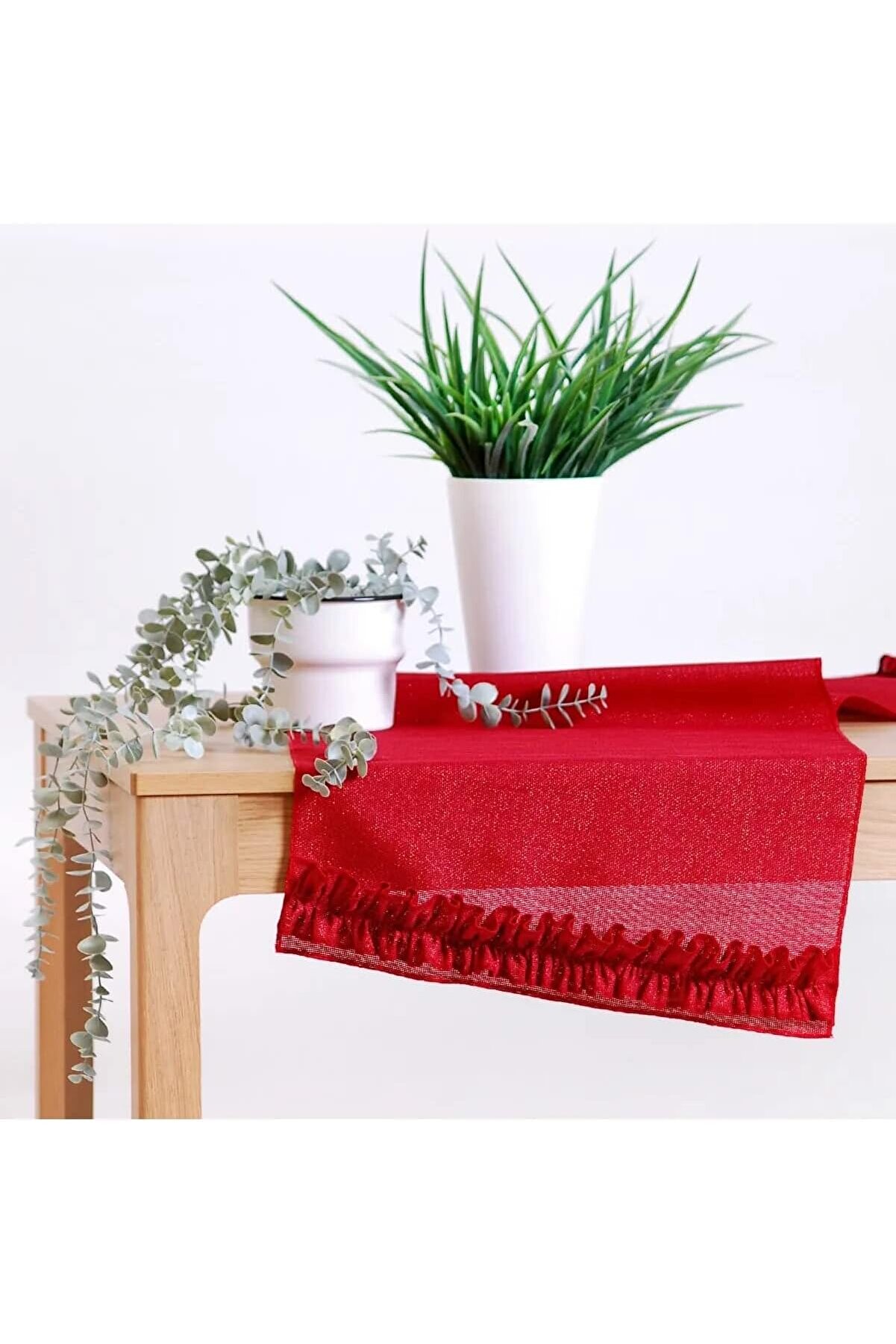 STOREMAX Simli Runner Kırmızı Fırfırlı 45x150 1014773