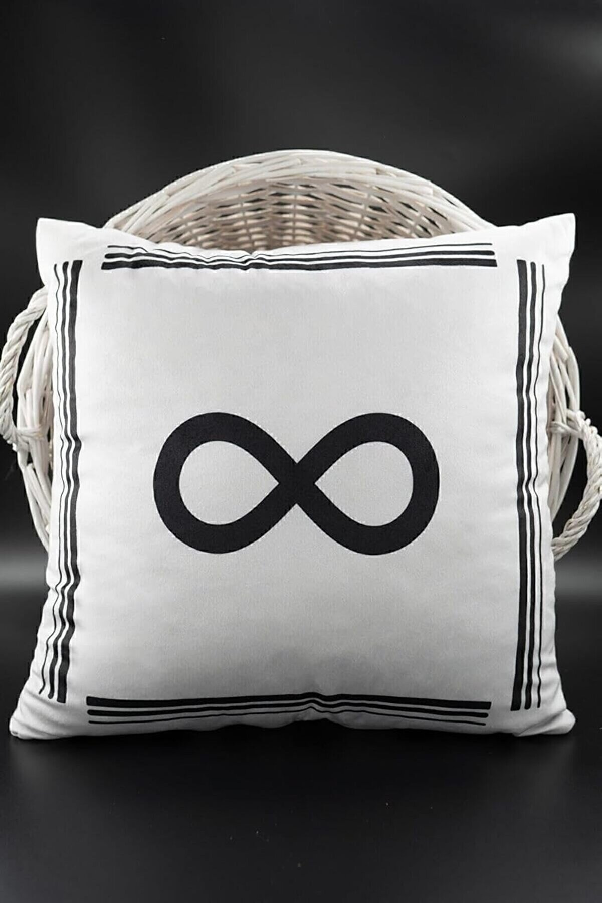 STOREMAX Sonsuz Sembollü Kırlent Kılıfı Kadife 43X43 Cm Çift Taraflı Sonsuzluk Kedi Desenli Evlilik Teklifi