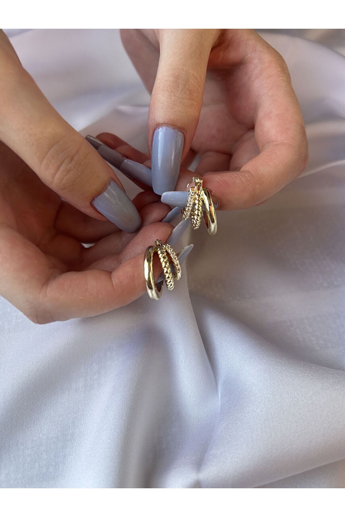 Ateli̇er Emi̇ne Üçlü Halka Tasarım Küpe